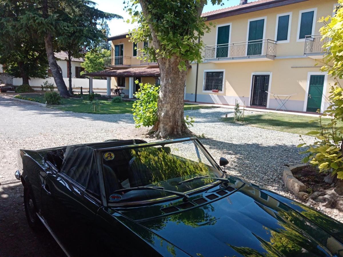 Cascina Pelizza Apartment Casale Monferrato Luaran gambar